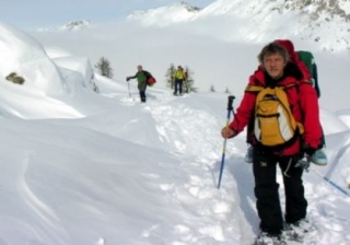  Excursiones y estancias con raquetas de nieve en los Alpes 